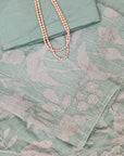 Applique on linen strip